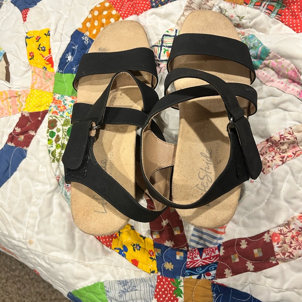 Life Stride Black Strappy Sandals